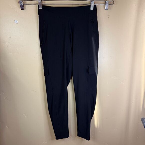 Athleta Chelsea Travel Commute‎ Cargo Black Pants Size 2 Active Street Wear - Picture 1 of 9